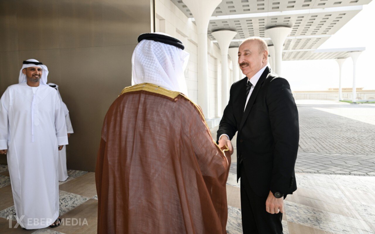 Prezidentin BƏƏ-yə səfəri başa çatdı