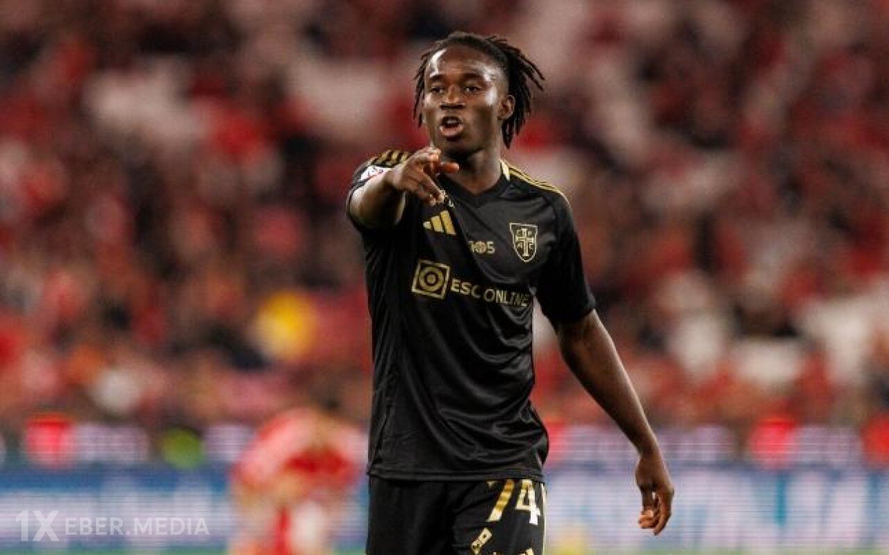 "Qalatasaray" 18 yaşlı futbolçunu heyətinə qatdı