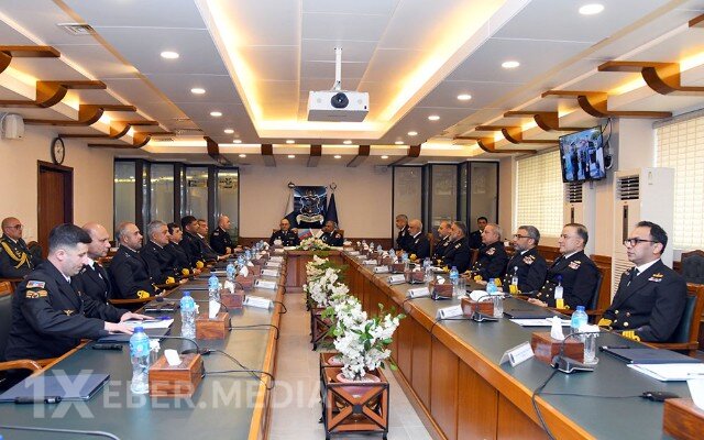 HDQ komandanı Pakistanda təhsil alan hərbçilərimizlə görüşdü - FOTOLAR