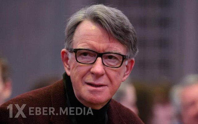 "Epşteyn işi"nə görə keçmiş səfirin evi axtarıldı