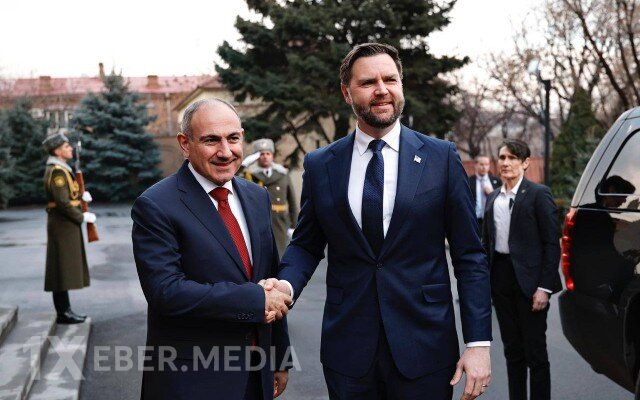 Venslə Paşinyanın görüşü başladı - VİDEO (FOTOLAR)