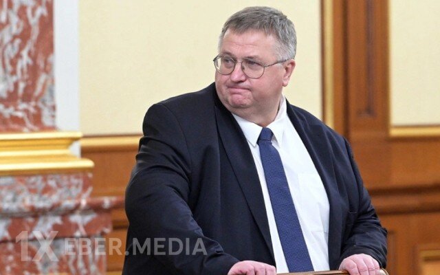 Rusiya Gürcüstanla dəmir yolu nəqliyyatını bərpa etmək istəyir