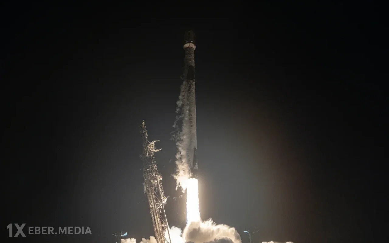 "Starlink"in 24 yeni peyki orbitə çıxarılıb