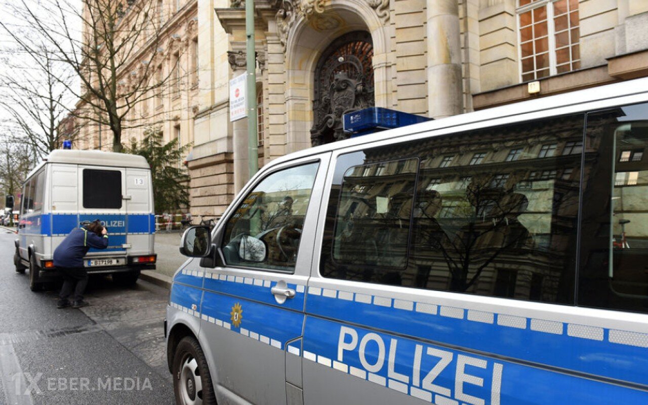 Almaniyada naməlum şəxslər bankı qarət etdilər