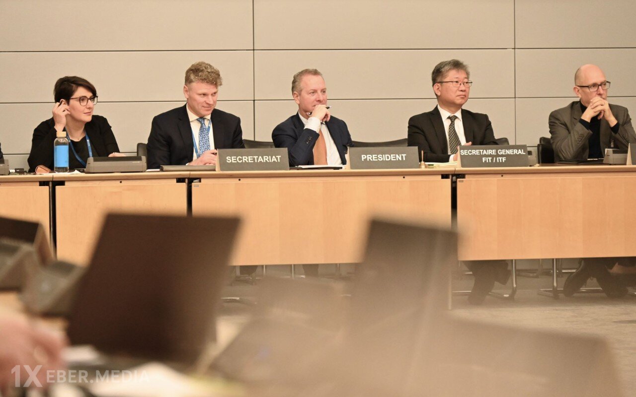 Azərbaycan Yol Nəqliyyatı Qrupunun iclasında təmsil olunub - FOTOLAR