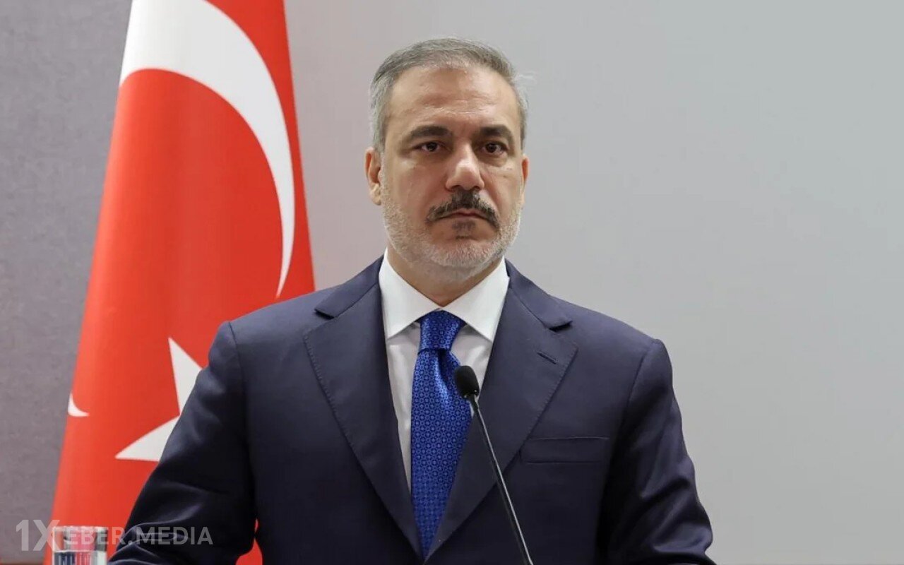 Hakan Fidan bir sıra həmkarı ilə telefon danışığı apardı