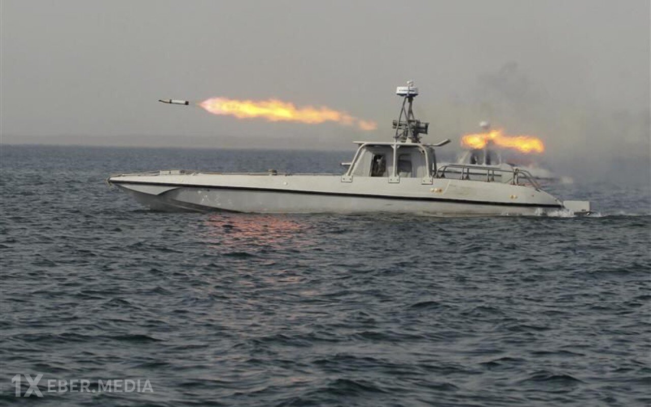 SEPAH Amerikanın döyüş gəmisini vurdu