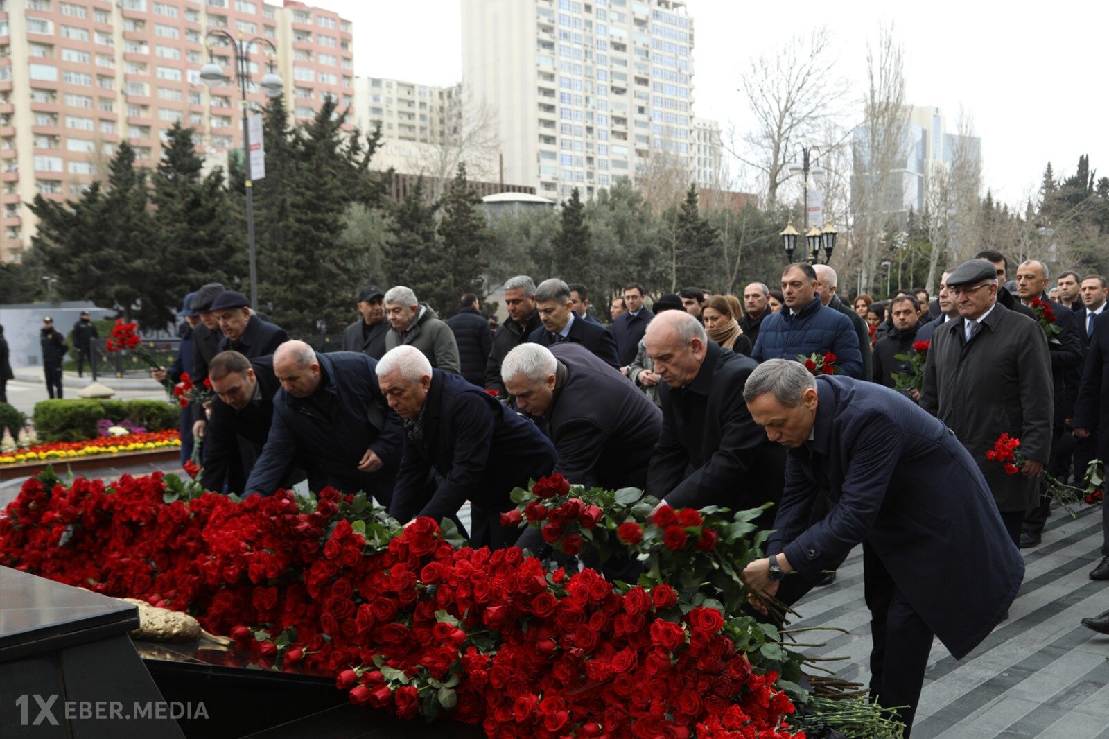 “AzərEnerji” kollektivi Xocalı abidəsini ziyarət etdi