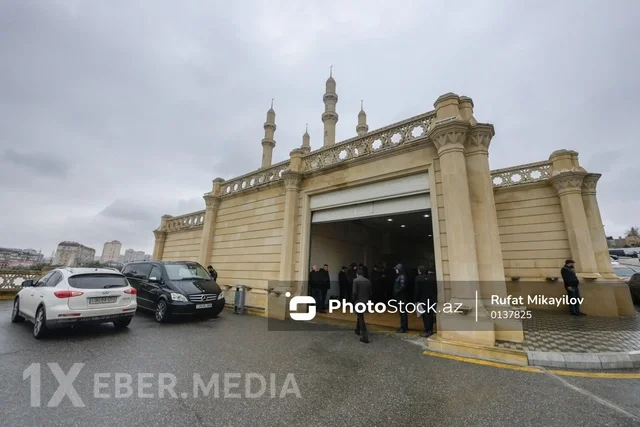 Fəzail Ağamalı ilə vida mərasimi başa çatdı