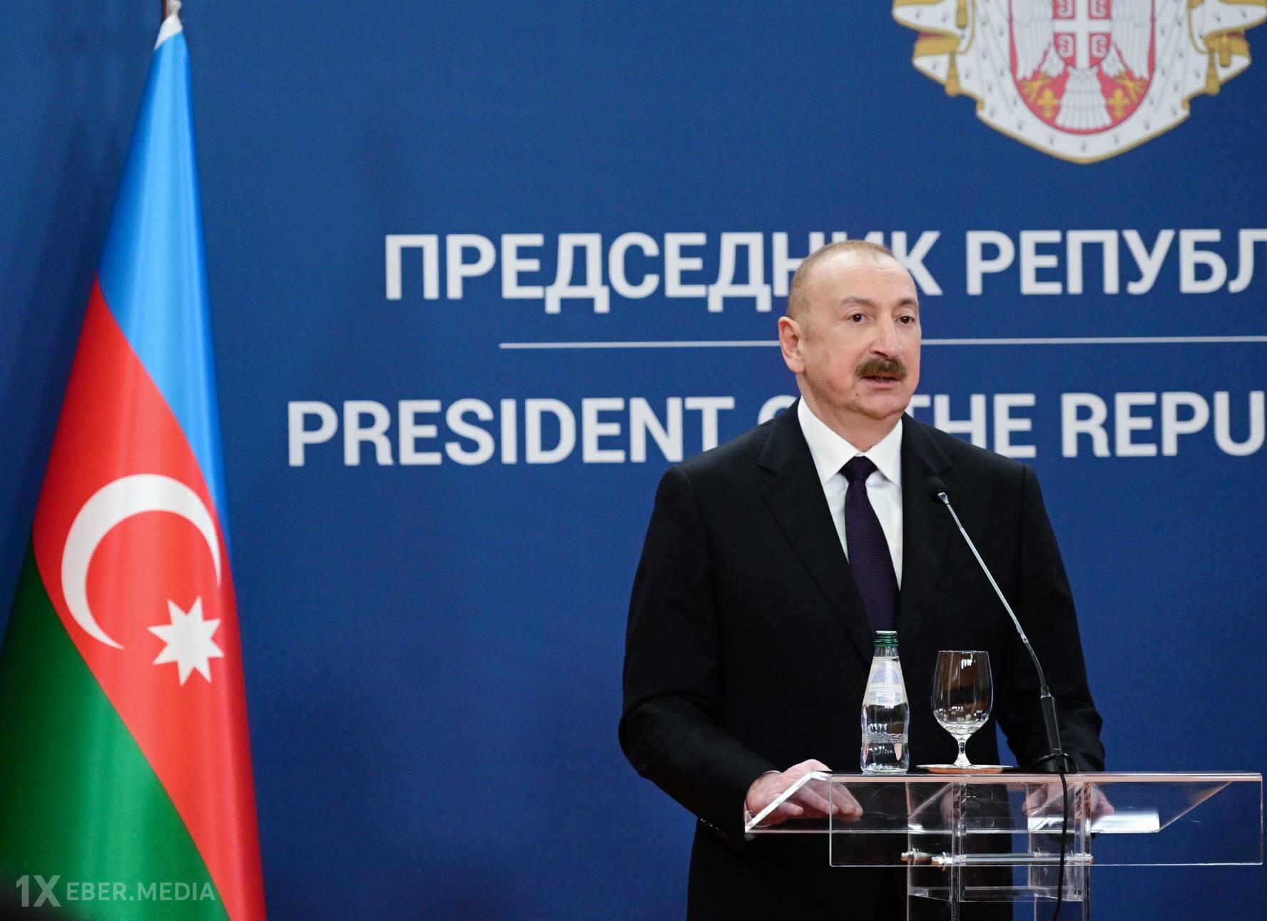 Qarşılıqlı dəstək siyasi etimadı gücləndirir və münasibətləri sabit əsas üzərində qurur