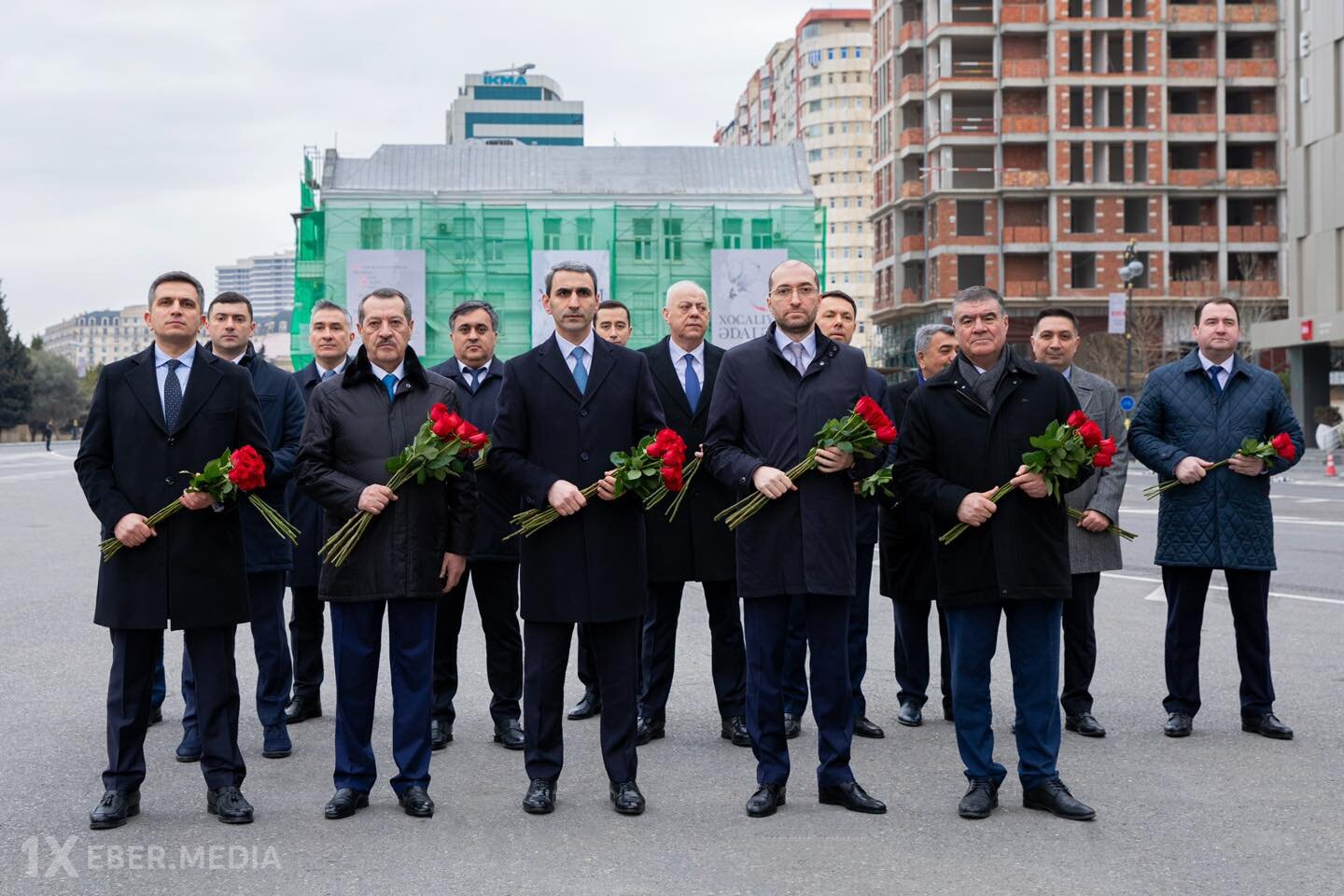 ADY rəhbərliyi “Ana harayı” abidəsini ziyarət etdi