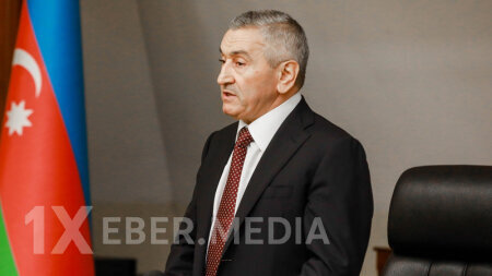 İcra başçısı üç məmurun yerini dəyişdi