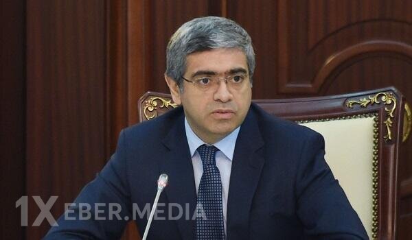 Nazir sədr müavinini vəzifəsindən azad etdi