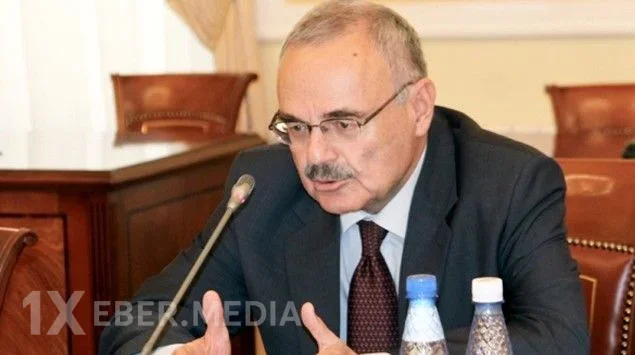 Artur Rasizadə ad günündə heç kimə onu təbrik etməyə icazə vermirmiş