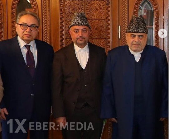 “MEHRİBAN DÜŞMƏNLƏR” BİR ARADA... - Abel Məhərrəmov və “işsiz” deputatlar Şeyxin tədbirində nə gəzir?