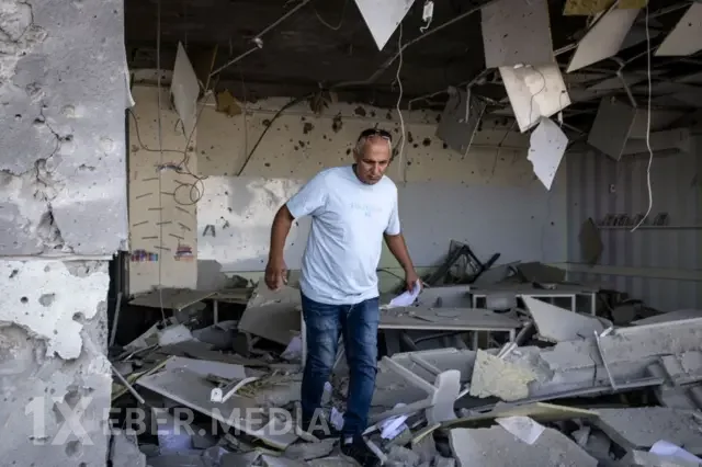 Raket hücumlarından sonra İsrail hava bazalarında yanğın-VİDEO