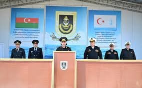 Hərbi prokuror HDQ-də görüş keçirdi