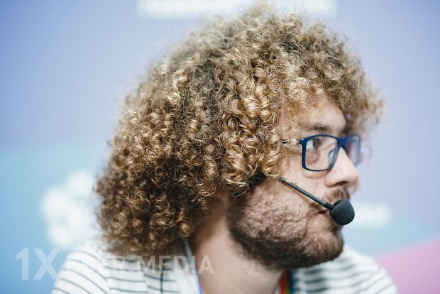 Rusiyanı tərk edən Varlamov Avropa siyasətçilərini "heç nə" adlandırdı və Putini başa düşdü