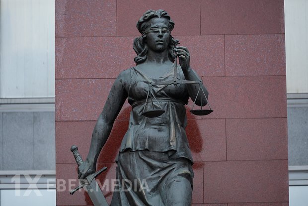 Rus qadının krediti tanımadığı bir şəxsdən gələn mesaj səbəbindən ləğv edilib