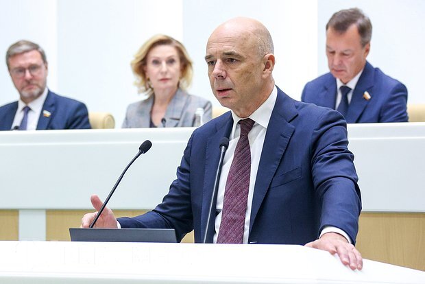 Rusiya hakimiyyəti büdcə parametrlərinə yenidən baxmağı düşünür