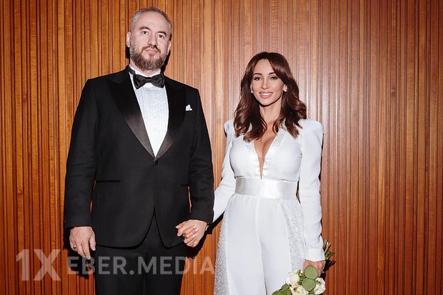 Anfisa Çexova evləndi