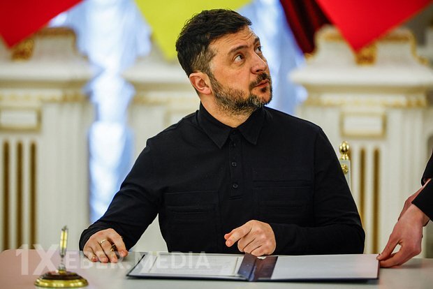 Zelenski Ukraynadakı enerji obyektlərinə ciddi ziyan dəydiyini bildirib