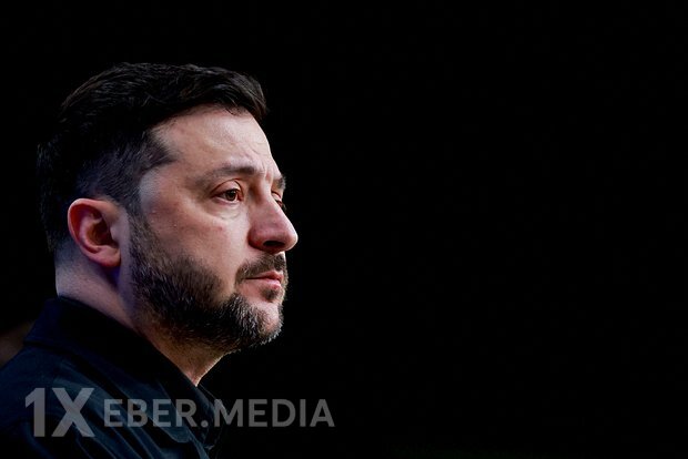 Zelenski iki ildir ki, bunkerdə yaşayırdı