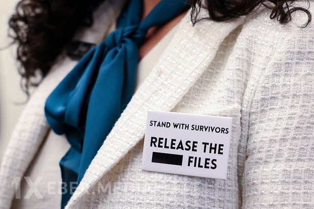 Epşteynin iş sənədlərindən yüzlərlə vacib sənəd yox idi