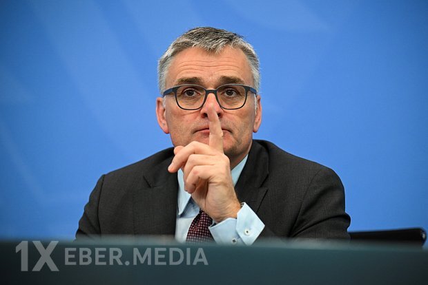 Almaniya İkinci Dünya Müharibəsi zamanı Kiyevə göstərilən hərbi yardımın həcmini açıqlayıb