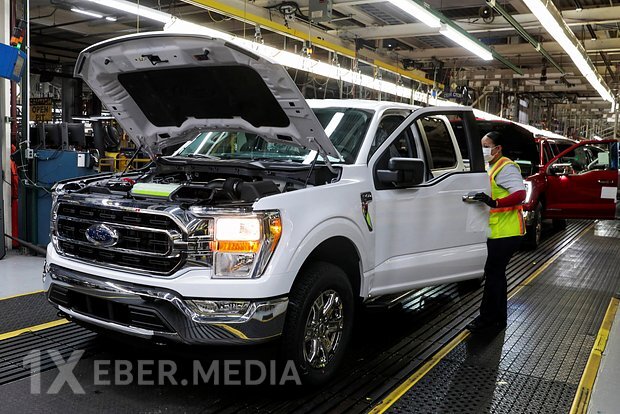 Rusiyanı tərk edən avtomobil nəhəngi milyonlarla avtomobili geri çağıracaq