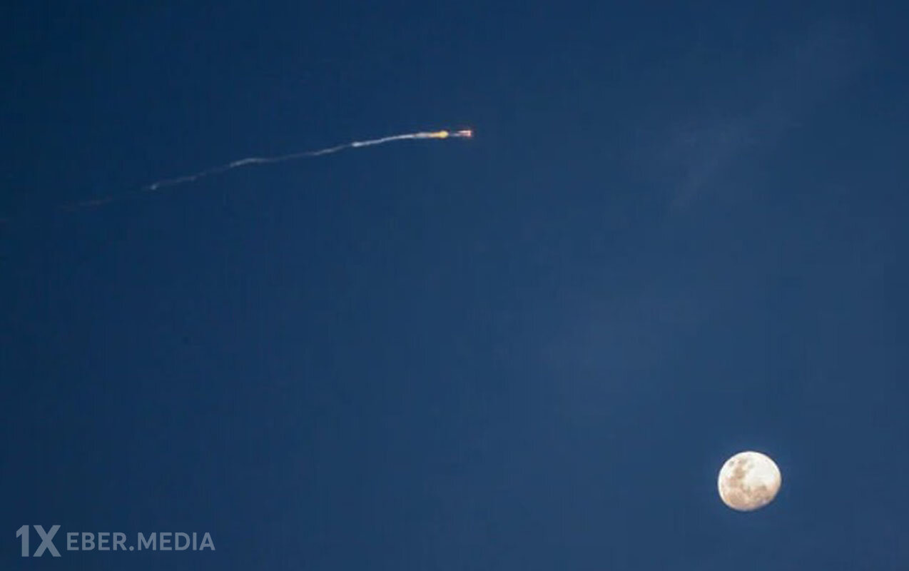 İran İsrailə ballistik raketlər atdı - Video