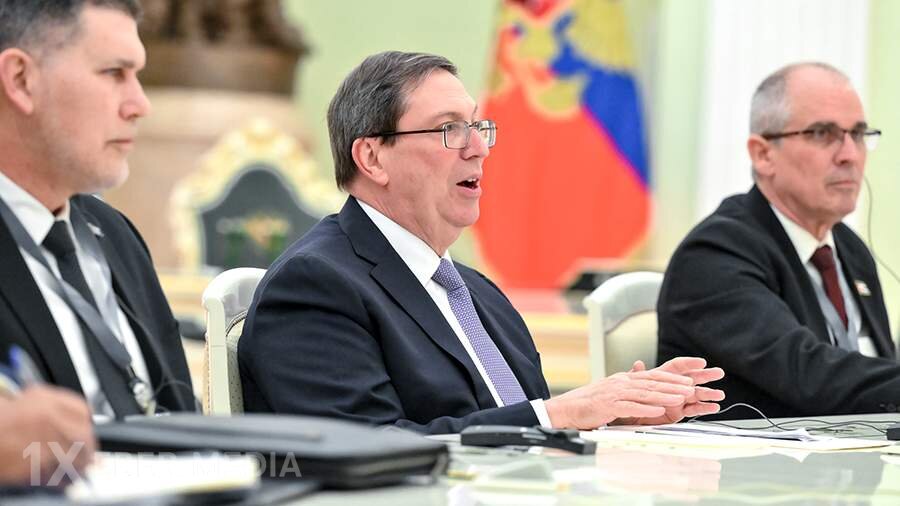 Putin Kremldə Kubanın xarici işlər naziri Bruno Rodrigez Parrillanı qəbul edib