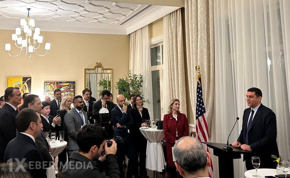 Karlon: "ABŞ şirkətləri dünyada ən innovativ şirkətlərdir"