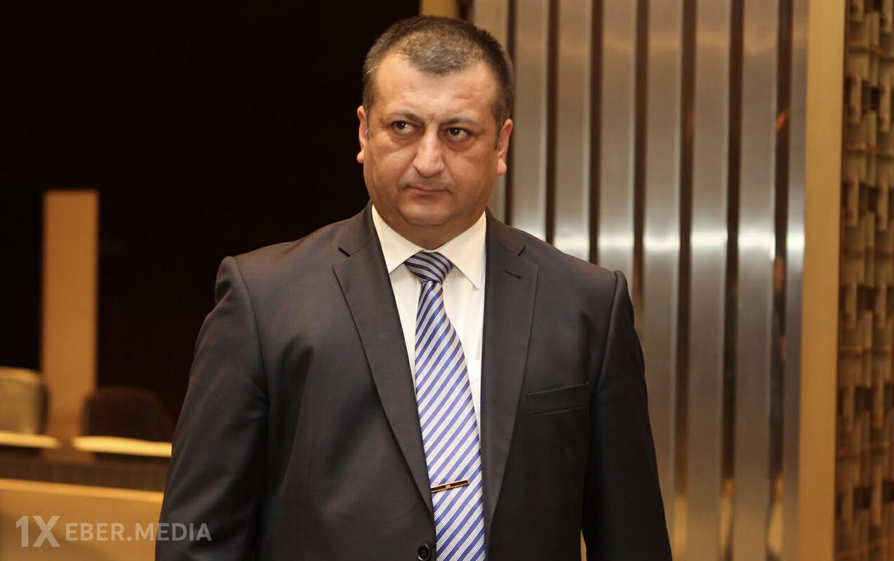 Zaur Axundov ev dustağı oldu