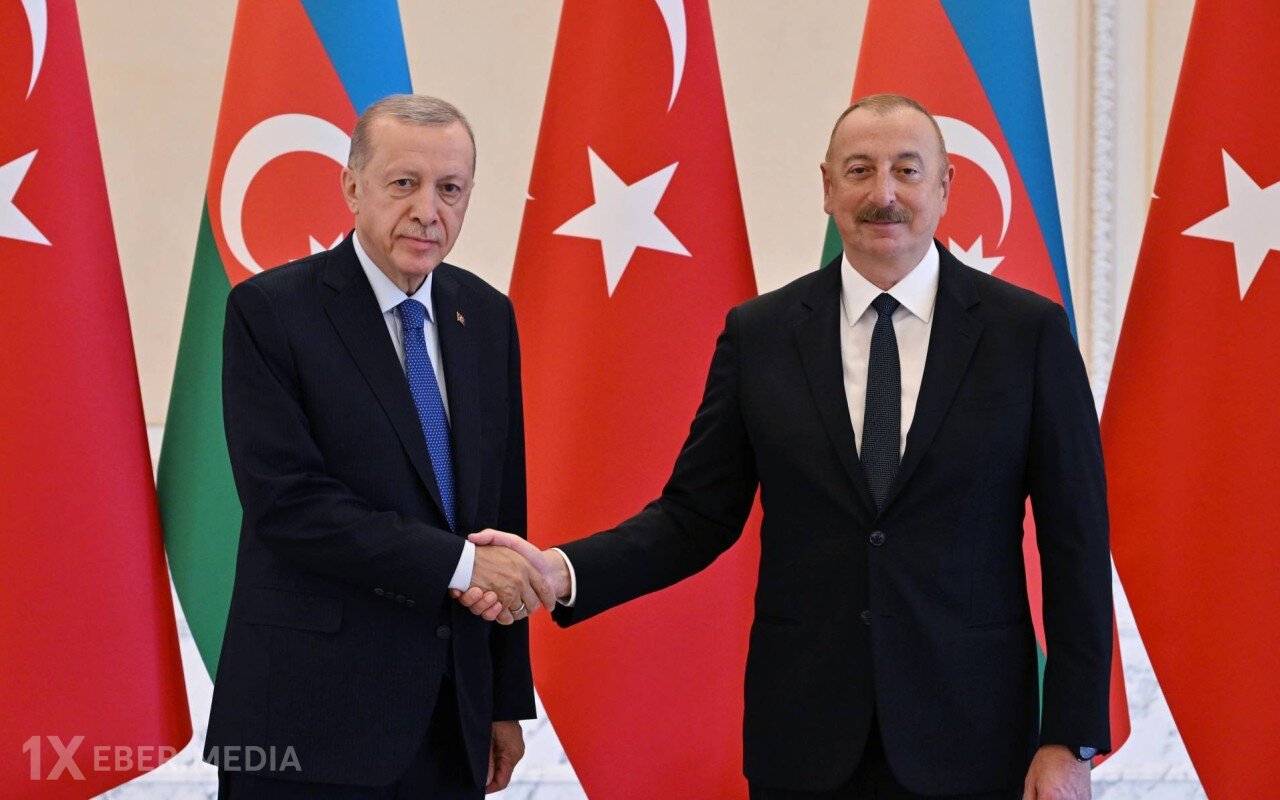 İlham Əliyev Ərdoğana zəng etdi, raket hücumunu qınadı