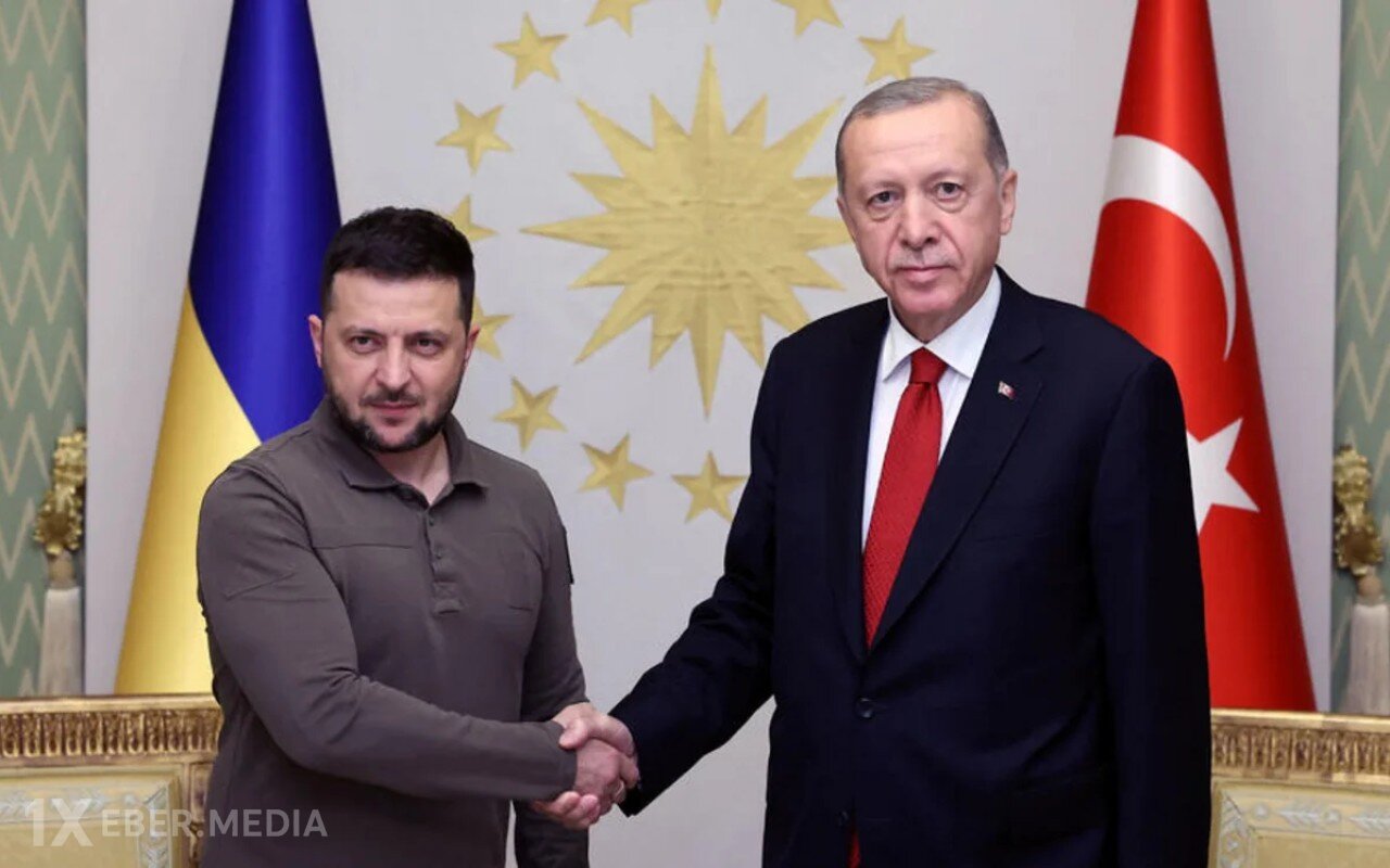 Zelenski və Ərdoğan İran ətrafındakı vəziyyəti müzakirə etdilər