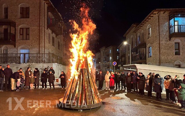 Qəlblərdə istilik, üzlərdə təbəssüm - Şuşa bayram edir (FOTOLAR)