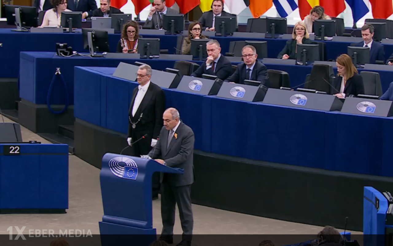 "Qarabağ münaqişəsini başlatmaq istəyirdi" - Paşinyan həbs olunan keşişdən danışdı