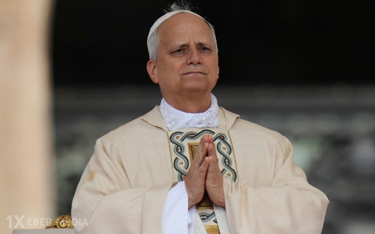 Roma Papası Yaxın Şərqdə atəşi dayandırmağa çağırdı