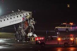 Nyu-Yorkda təyyarənin yanğınsöndürənlə toqquşma anı - VİDEO (YENİLƏNİB)