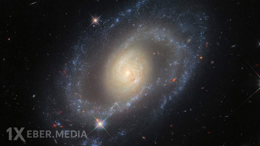 Astronomlar nəhəng kosmik təbəqə kəşf ediblər