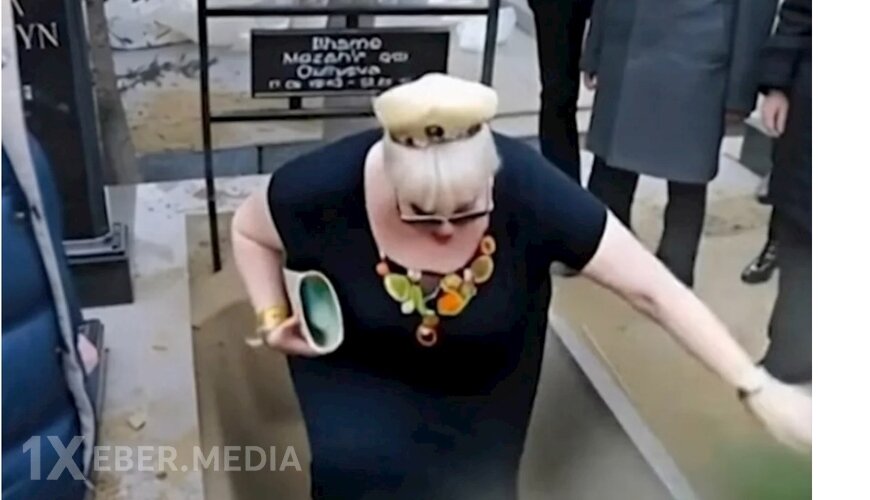 Sosial şəbəkələrdə təhlükəli trend: Ölülər "dirildilir", görüntüləri satılır