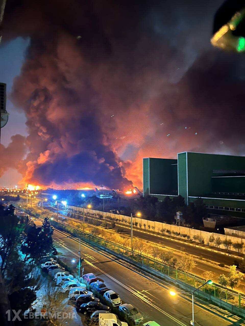 Mehrabad beynəlxalq hava limanı vuruldu