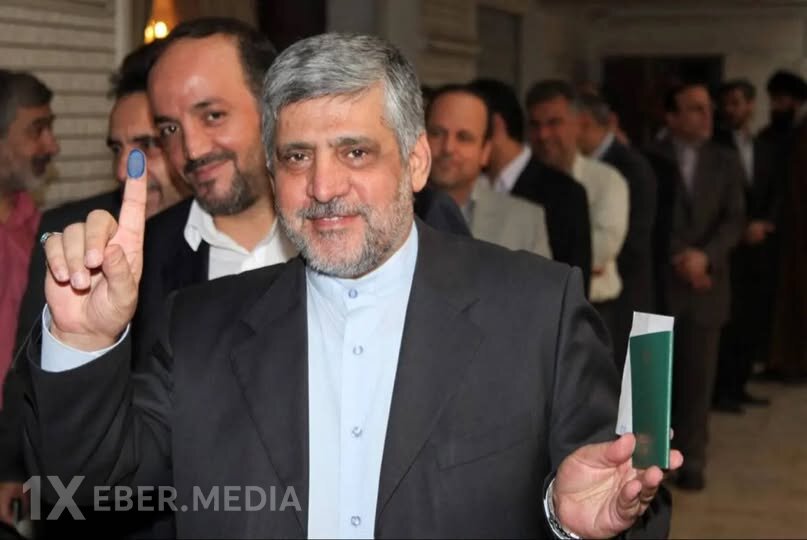 İranın Livandakı səfiri ölkədən çıxmaqdan imtina edib