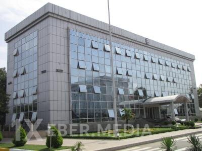 İcra başçısı 44 nəfəri işdən çıxardı