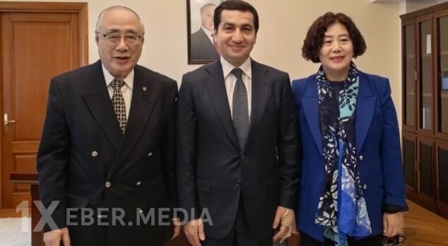 Prezidentin köməkçisi Çinin Avropa məsələləri üzrə keçmiş xüsusi nümayəndəsi ilə görüşüb