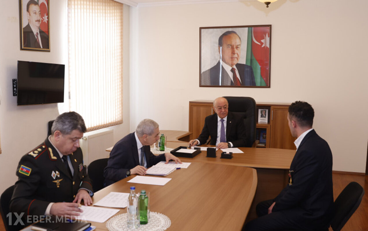 Nazir Qəbələdə vətəndaşları qəbul etdi