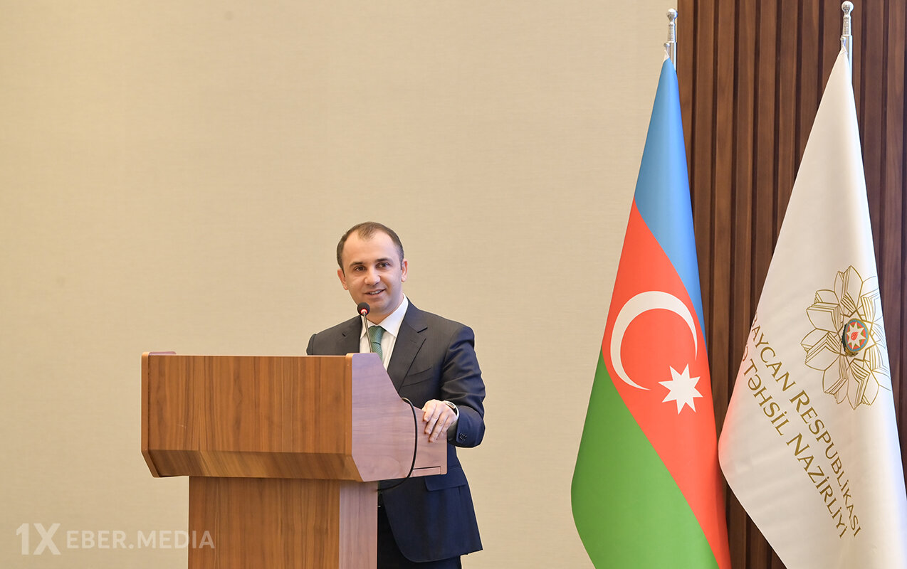 “Bu zaman “TəhsilPlus” kartı ilə 10% bonus və ya güzəşt əldə edəcəklər”