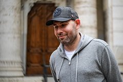 Slepakov İsraildə təqaüdçülərlə mübahisə etdi