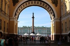 Moskva və Sankt-Peterburq Ukrayna Silahlı Qüvvələrinin yay kampaniyasının hədəfləri kimi göstərilib